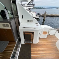 Cruisers Yachts 48 Cantius