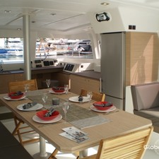Bali catamarans 4.0 lounge