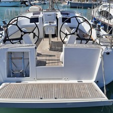 Hanse 415