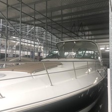 Cruisers Yachts 460 Express