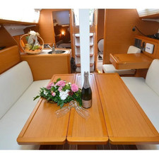 Sun Odyssey 33i