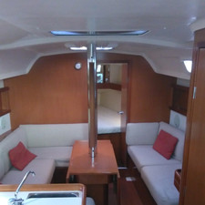 Beneteau Oceanis 34