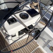 Dufour 390 Grand Large