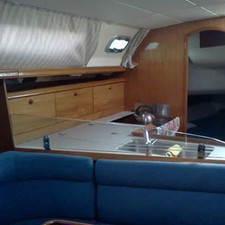 Sun Odyssey 37