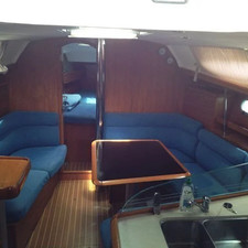Sun Odyssey 37