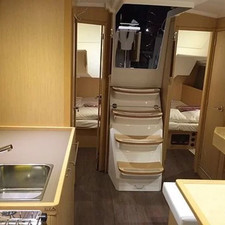 Oceanis 38