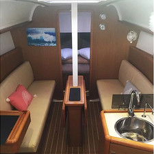 Sun Odyssey 33i