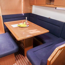Bavaria Cruiser 40