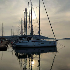 Beneteau Oceanis 38.1