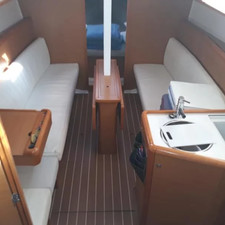 Sun Odyssey 33i