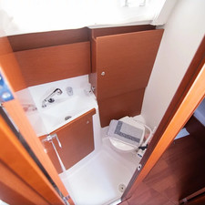 Beneteau Oceanis 38.1