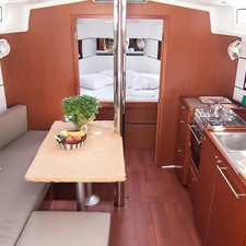 Beneteau Oceanis 38.1