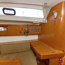 Beneteau Oceanis 43