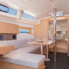 Beneteau Oceanis 38.1