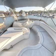 Azimut Flybridge 52