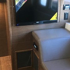Cruisers Yachts 45 Cantius