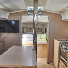 Beneteau Oceanis 38.1