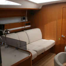 Jeanneau 53