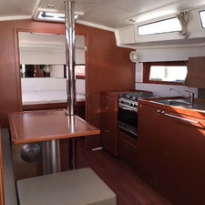 Beneteau Oceanis 38.1