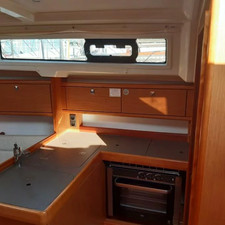 Bavaria CRUISER 34