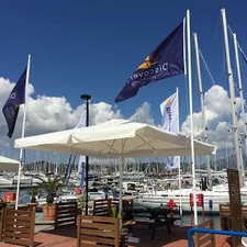 Beneteau Oceanis 50 Family
