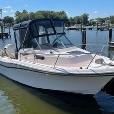 Grady-White Adventure 208