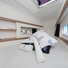 Fountaine Pajot Lucia 40