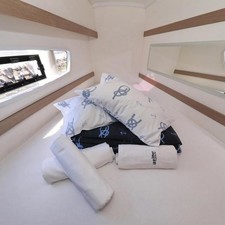 Fountaine Pajot Lucia 40