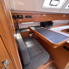Bavaria Cruiser 51