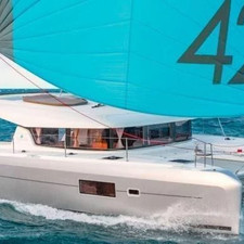 Lagoon 42 - 4 + 2 cab.