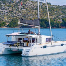 Lagoon 450 F
