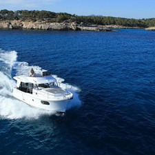 Beneteau Swift Trawler 30