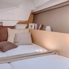Oceanis 38