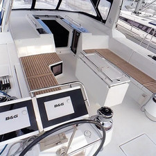 Oceanis 55