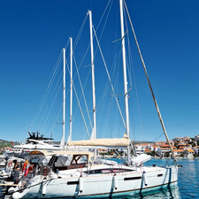 Jeanneau 53 - 4 + 1 cab.