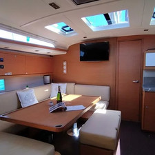 Dufour 470