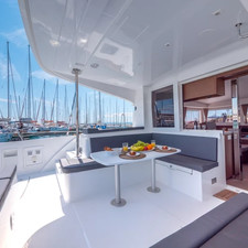Lagoon 40