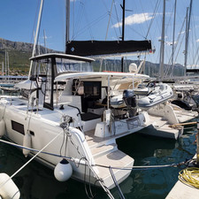 Lagoon 42 - 3 + 1 cab. OW