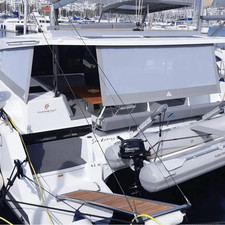 Fountaine Pajot Lucia 40