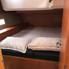 hot seat and giant (1 and 3 person)