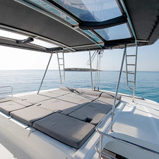Lagoon 50