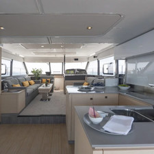 Fountaine Pajot 44