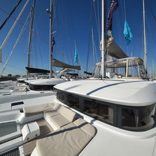 Lagoon 50