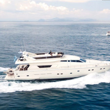 Ferretti 225