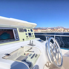 Ferretti 620