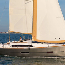 Dufour 382