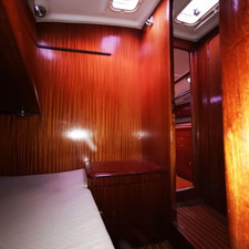 Bavaria 44