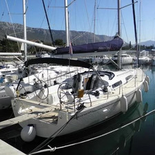 Salona 44