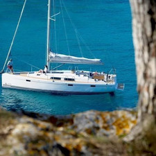 Hanse 415
