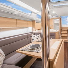 Hanse 418